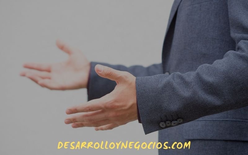 Lenguaje No Verbal: 6 Maneras de Ser Más Persuasivo.